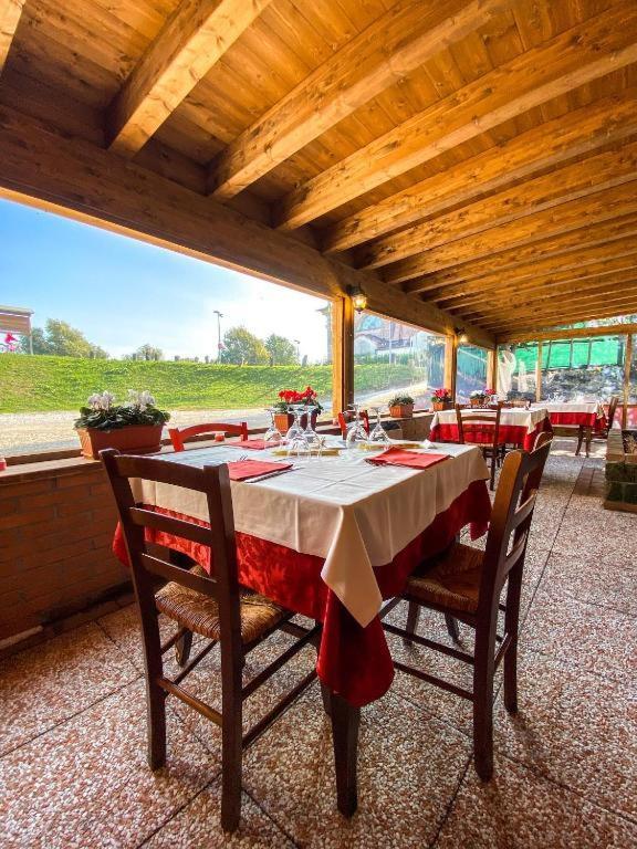 La Busa Camere E Trattoria Ponte San Nicolo Ngoại thất bức ảnh